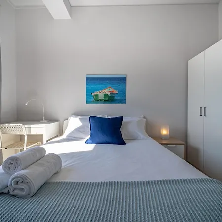 Elisio De Moura - T5 Ideal Familias - Apartment