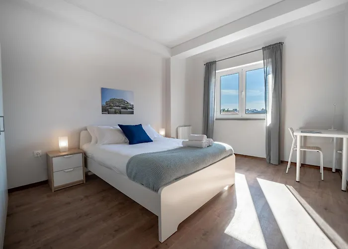 Elisio De Moura - T5 Ideal Familias - Apartment Braga